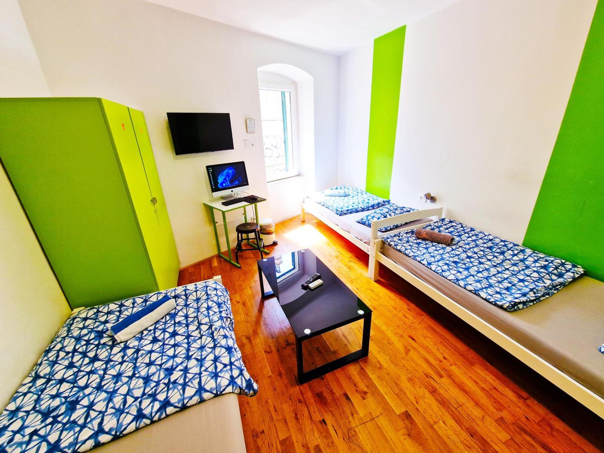 Croparadise Hostel Split Luaran gambar